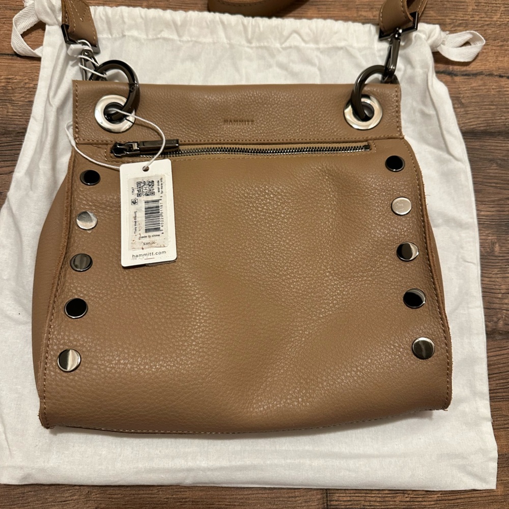 Stylish Tan Leather Shoulder Bag - Picture 4 of 10